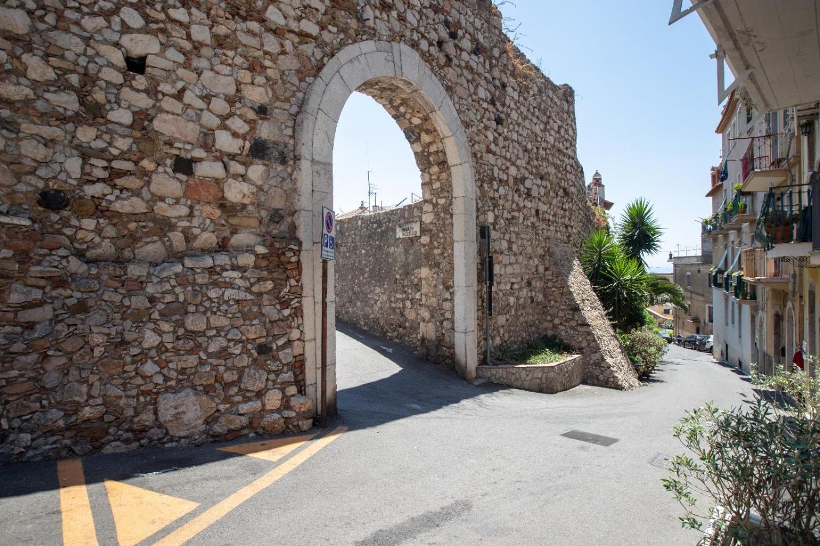 טאורמינה Taozen Apartments מראה חיצוני תמונה